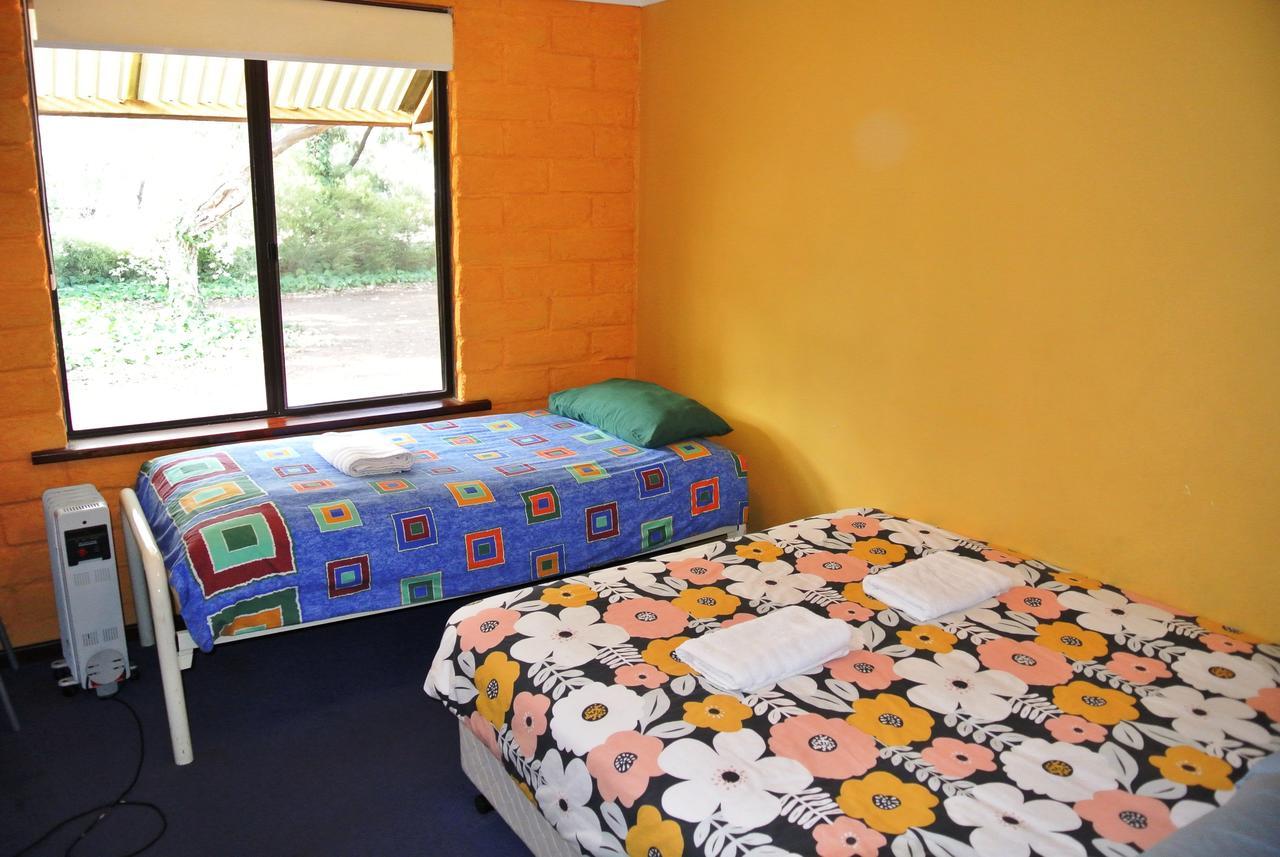 Margaret River Lodge Backpackers Ruang foto